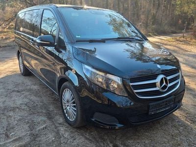 Gebraucht Mercedes V220 163 PS (119 kW) 2016 Schwarz Van / Kleinbus