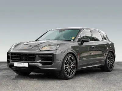 Gebraucht Porsche Cayenne 740 PS (544 kW) 2024 Grau SUV