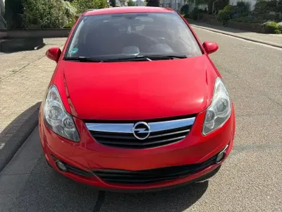 Gebraucht Opel Corsa 90 PS (66 kW) 2008 Rot Kleinwagen