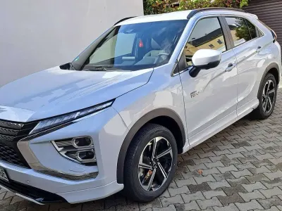 Gebraucht Mitsubishi Eclipse Cross Select 188 PS (138 kW) 2022 Weiß SUV