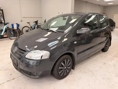 Gebraucht VW Fox 55 PS (40 kW) 2006 Grau Kleinwagen