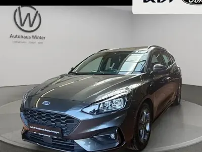 Usata Ford Focus ST-Line 151 CV (111 kW) 2020 Grigio Station wagon