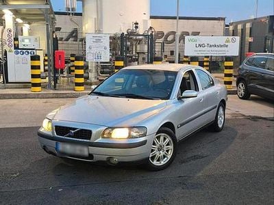 Usata Volvo S60 170 CV (125 kW) 2004 Argento Berlina