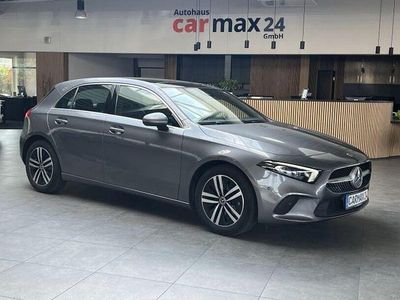 Gebraucht Mercedes A200 Progressive 163 PS (119 kW) 2019 Mountaingrau  met. Limousine