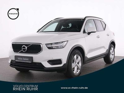 Gebraucht Volvo XC40 Momentum 129 PS (94 kW) 2022 Weiß SUV