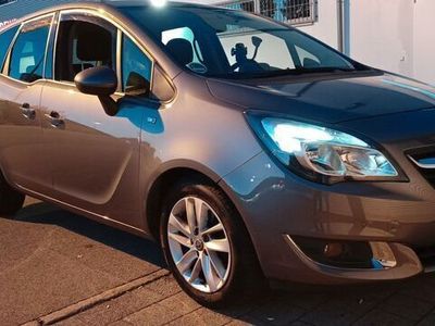 gebraucht Opel Meriva 1.4 Aut. wenig KM, 4 J Garantie, Facelift