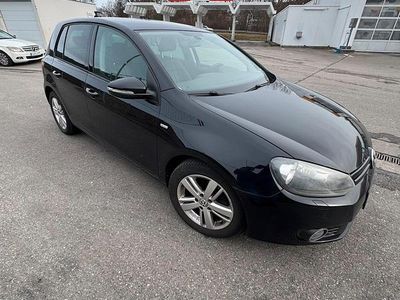 Gebraucht VW Golf VI 122 PS (89 kW) 2012 Schwarz Kleinwagen