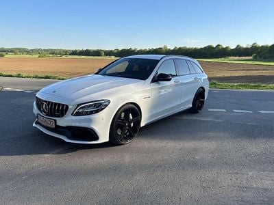 Mercedes C63 AMG