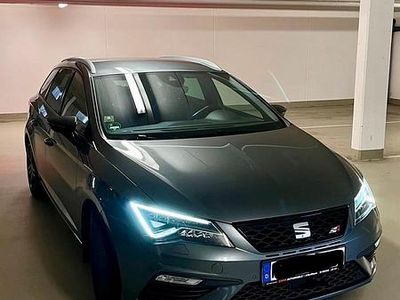 Second-hand Seat Leon ST CUPRA 300 CP (220 kW) 2018 Gri Break