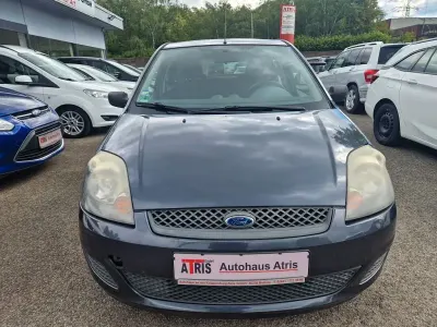 Używany Ford Fiesta Fun X 60 KM (44 kW) 2007 Srebrny Hatchback