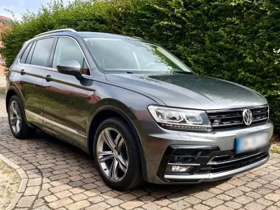 Gebraucht VW Tiguan R-line 150 PS (110 kW) 2018 Grau SUV