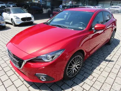 Gebraucht Mazda 3 Sports-Line 150 PS (110 kW) 2014 Rot Limousine