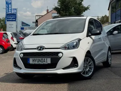Gebraucht Hyundai i10 67 PS (49 kW) 2019 Weiß Kleinwagen