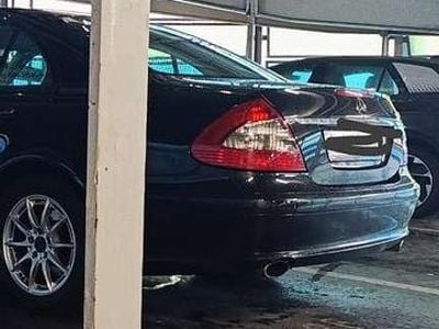 Mercedes E280