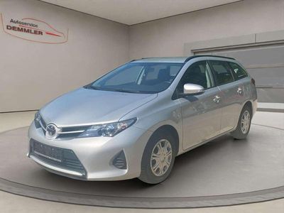 Gebraucht Toyota Auris Touring Sports 132 PS (97 kW) 2014 Silver metallic (metallic) Kombi