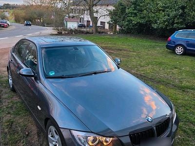 Gebraucht BMW 320 150 PS (110 kW) 2007 Silber Limousine