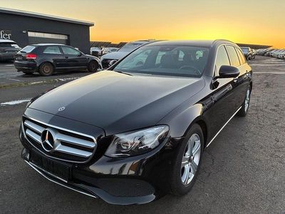 Gebraucht Mercedes E200 Avantgarde 184 PS (135 kW) 2017 Schwarz Limousine