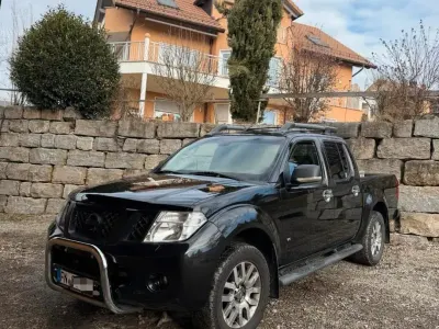Gebraucht Nissan Navara 231 PS (169 kW) 2012 Schwarz Pickup