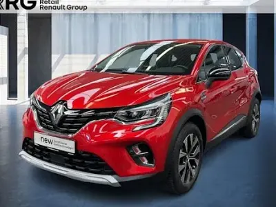 Używany Renault Captur Techno 140 KM (102 kW) 2023 Czerwony SUV