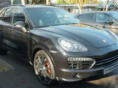 Gebraucht Porsche Cayenne 245 PS (180 kW) 2013 Schwarz SUV
