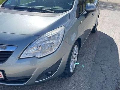 Gebraucht Opel Meriva Edition 120 PS (88 kW) 2010 Silber Van / Kleinbus