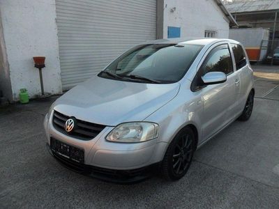 Gebraucht VW Fox Basis 54 PS (39 kW) 2005 Silber Kleinwagen