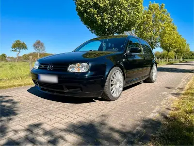 Gebraucht VW Golf IV R 105 PS (77 kW) 2001 Blau Kleinwagen