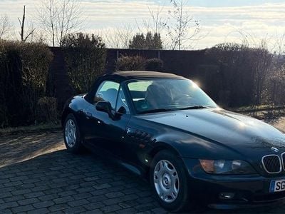 Schwarz Gebraucht 1996 BMW Z3 Cabrio | 7.399 €