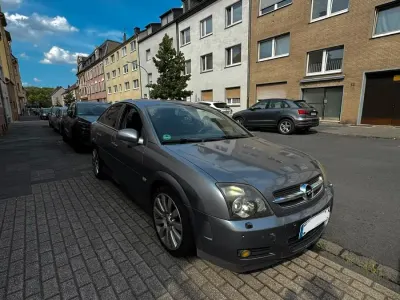 Gebraucht Opel Vectra 150 PS (110 kW) 2005 Grau Limousine
