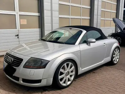 Gebraucht Audi TT Roadster 180 PS (132 kW) 1999 Silber Cabrio
