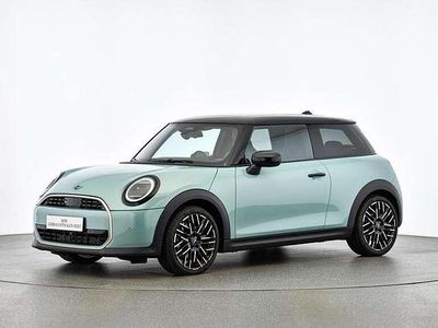 Gebraucht Mini Cooper Favoured 156 PS (114 kW) 2024 Grün Kleinwagen