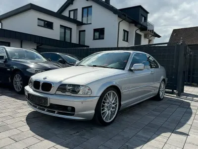 Gebraucht BMW 320 170 PS (125 kW) 2002 Silber Coupé