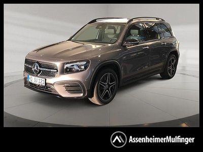 Metalliclack mountaingrau Gebraucht 2025 Mercedes GLB220 SUV | 57.980 €