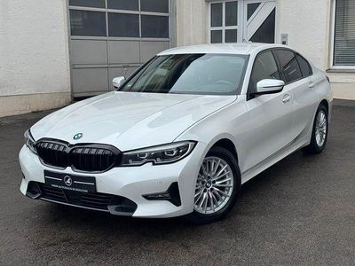 Gebraucht BMW 320 Sport Line 190 PS (139 kW) 2020 Weiß Limousine