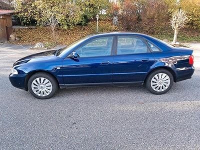 Usata Audi A4 125 CV (91 kW) 2000 Blu Berlina