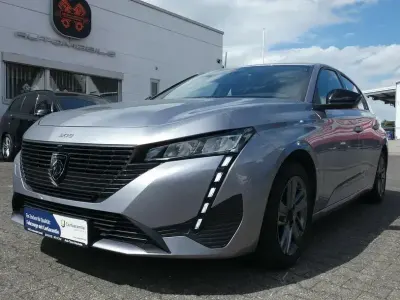 Gebraucht Peugeot 308 Active 131 PS (96 kW) 2023 Grau Limousine