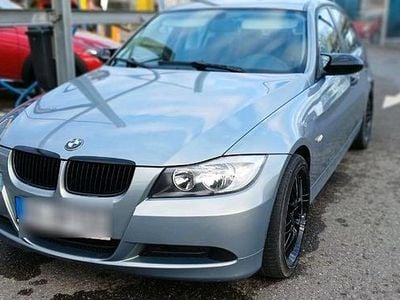 Gebraucht 2005 BMW 320 Limousine | 3.000 € (Fairer Preis)