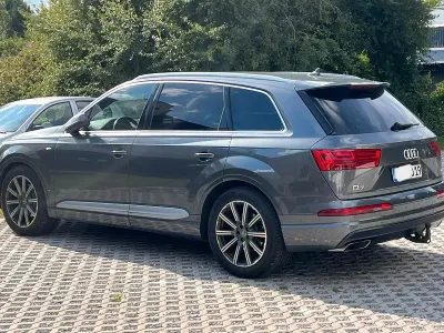 Używany Audi Q7 S-Line 272 KM (200 kW) 2015 Szary SUV