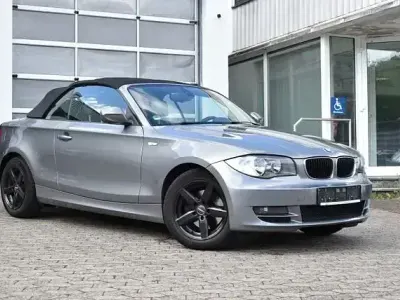 Gebraucht BMW 120 Cabriolet Advantage 177 PS (130 kW) 2010 Andere Cabrio