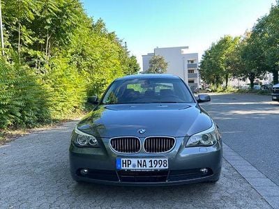 BMW 523