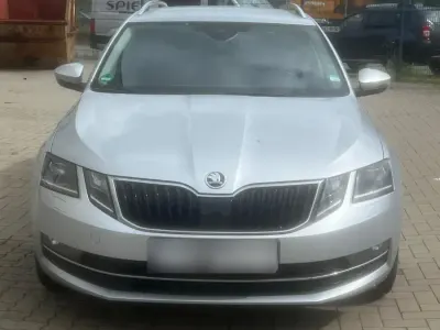 Gebraucht Skoda Octavia 116 PS (85 kW) 2018 Silber Kombi