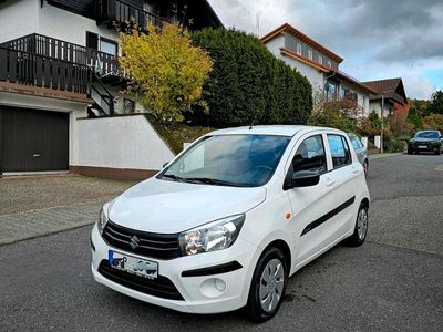 Weiß Gebraucht 2017 Suzuki Celerio Club Kleinwagen | 6.000 € (Fairer Preis)