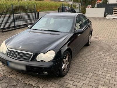 Mercedes C180