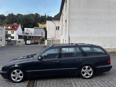 Mercedes E220