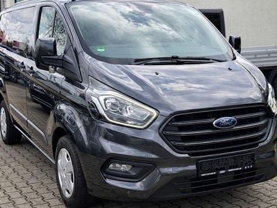 Gebraucht Ford Transit Trend 131 PS (96 kW) 2019 Grau Kombi