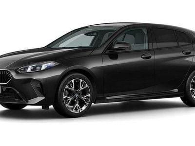 Schwarz Neu 2026 BMW 120 M Sport Kleinwagen | 43.390 € (Teuer)
