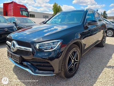 Mercedes GLC300