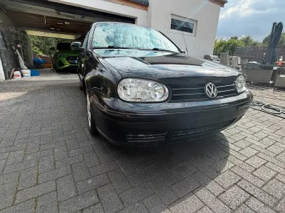 Gebraucht VW Golf Cabriolet 115 PS (84 kW) 2000 Schwarz Cabrio