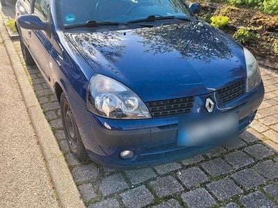 Gebraucht Renault Clio II 75 PS (55 kW) 2003 Blau Kleinwagen