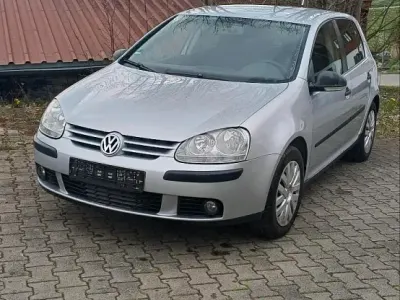 Gebraucht VW Golf V 102 PS (75 kW) 2007 Silber Limousine